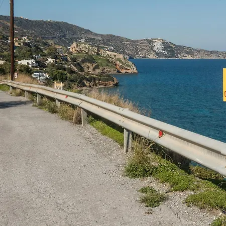Appartement Exclusive Seaside Retreat With Shared Pool & Private Access *