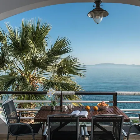 Exclusive Seaside Retreat With Shared Pool & Private Access * Palaiokastro (Crete)